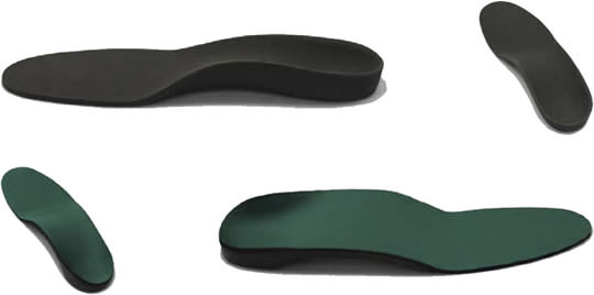 2 insoles both shown from side and top view